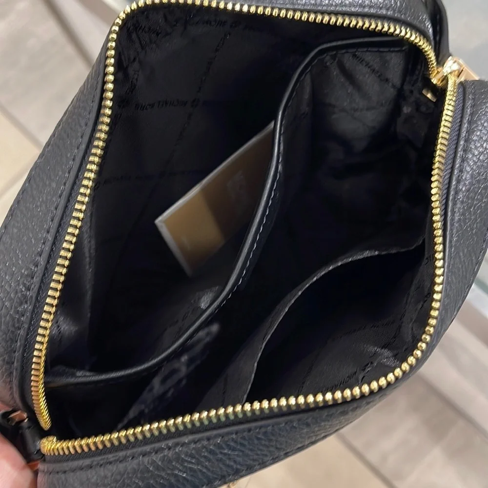 MICHAEL KORS JET SET LARGE EAST WEST ZIP POCKET CHAIN XBODY BLACK NWT